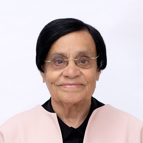 MARIA LUÍSA SANTOS